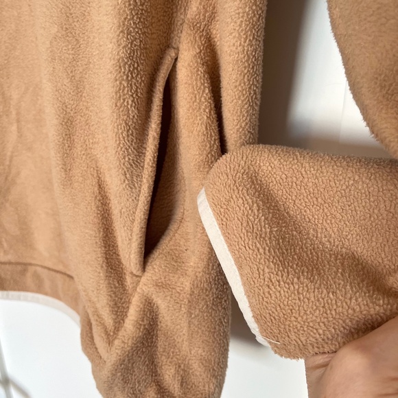 Billabong Adventure Division Tan Fleece with Front Pouch Pocket - Picture 5 of 8